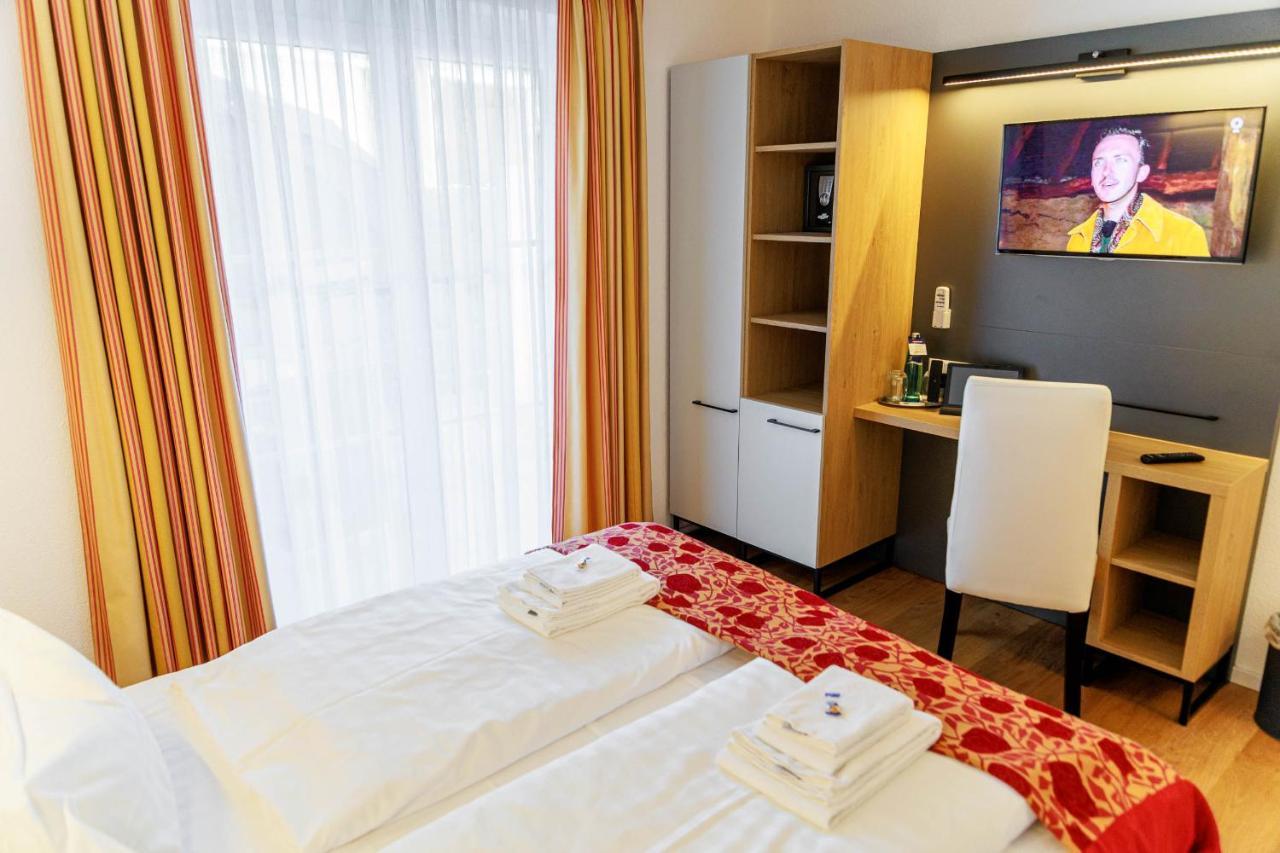 Bodensee-Hotel Kreuz Uhldingen-Mühlhofen Екстериор снимка