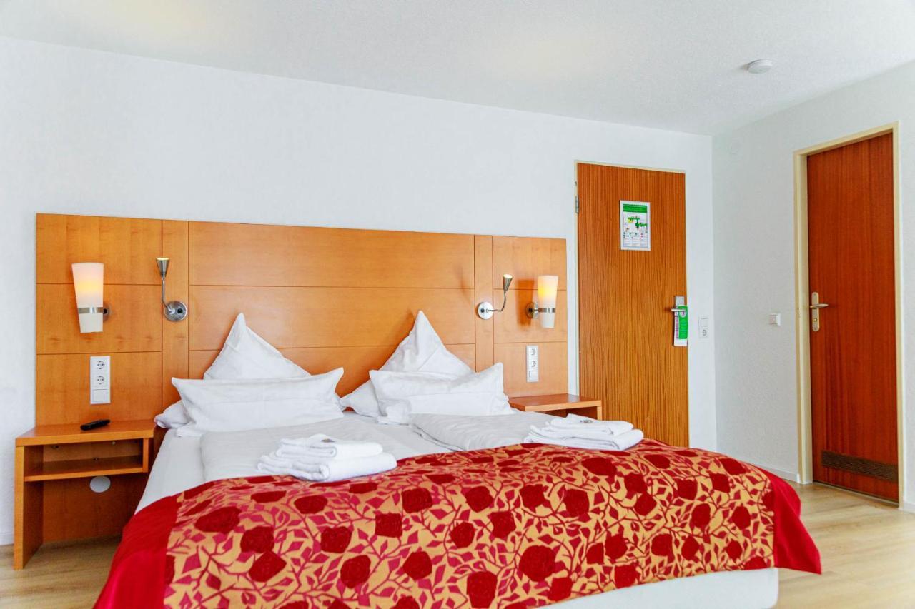 Bodensee-Hotel Kreuz Uhldingen-Mühlhofen Екстериор снимка