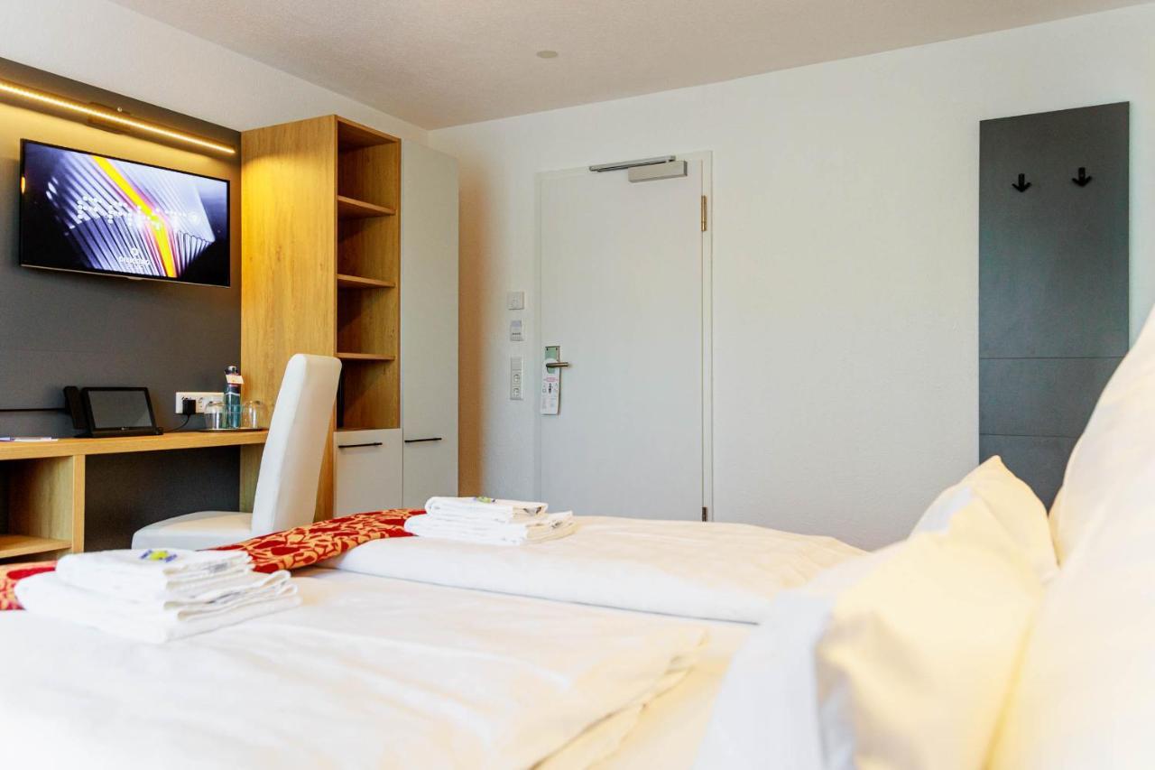 Bodensee-Hotel Kreuz Uhldingen-Mühlhofen Екстериор снимка